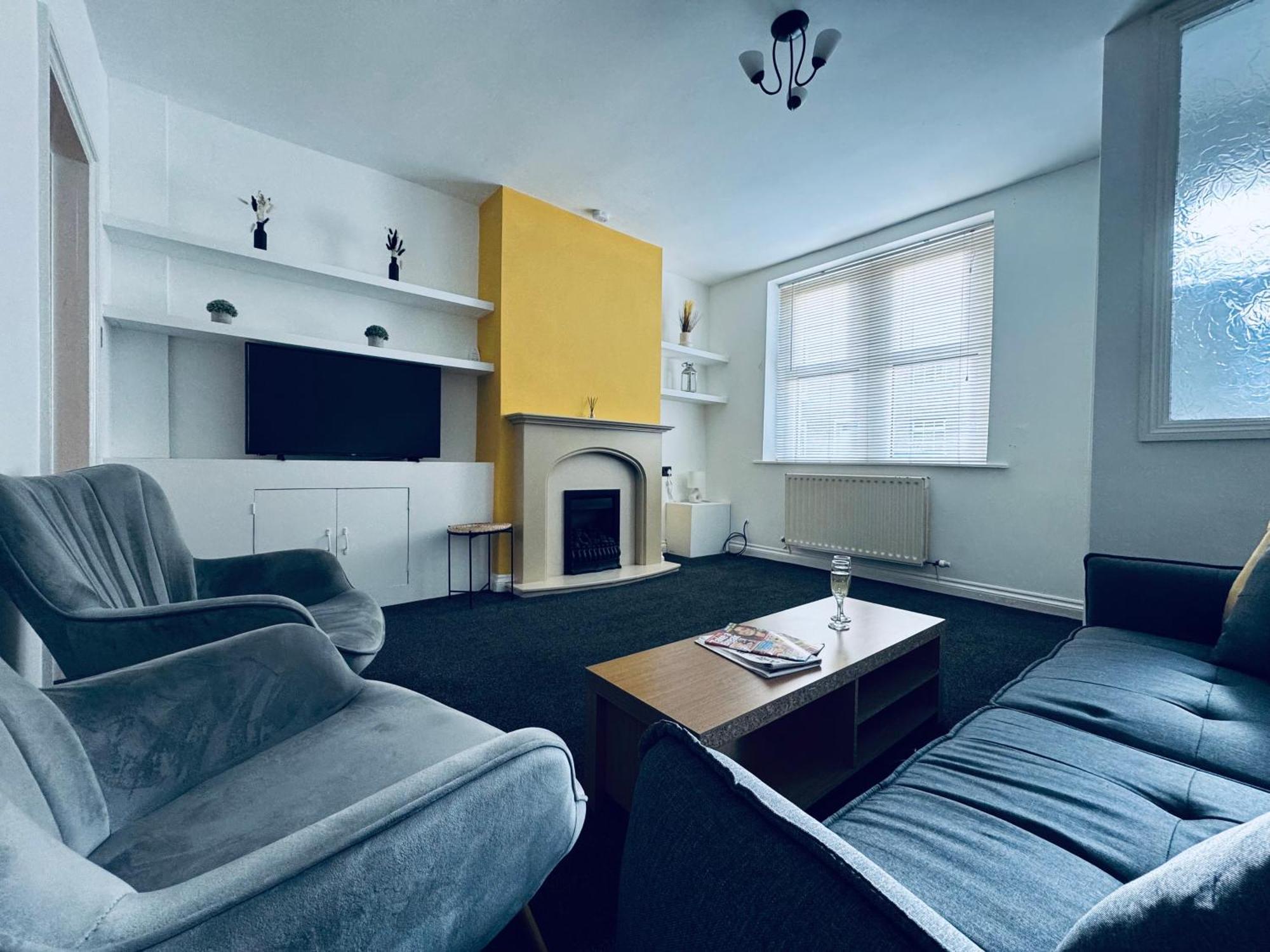 Cumberland House-2 Bed House Lägenhet Workington Exteriör bild